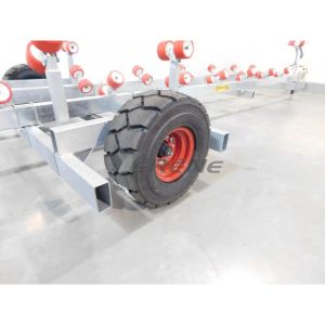 REMORQUE PORTE BATEAU MECANOREM CHARIOT DE MISE A L EAU 2500 KG